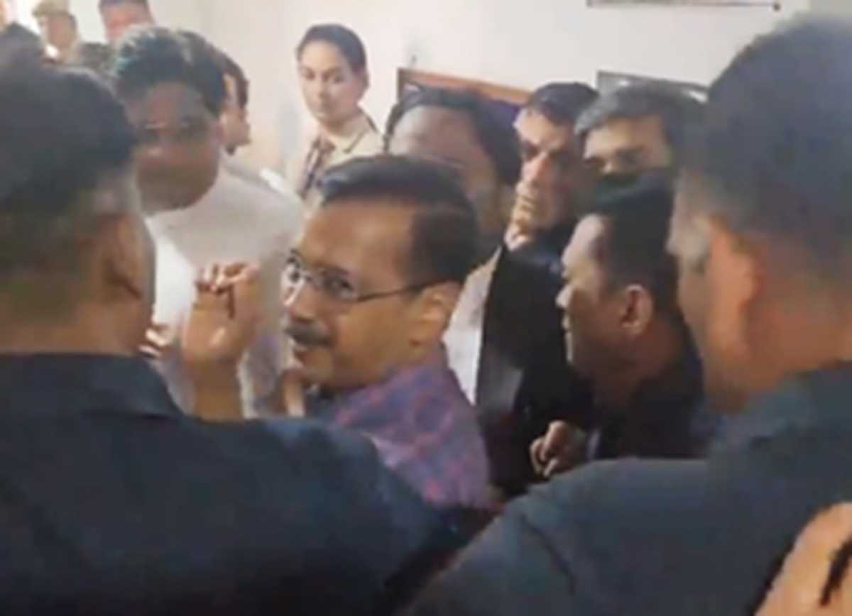 शराब नीति मामला : कोर्ट ने केजरीवाल को 15 अप्रैल तक न्यायिक हिरासत में भेजा